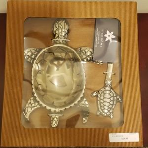 Star Home Sea Turtle Design Dip Bowl with Spreader
